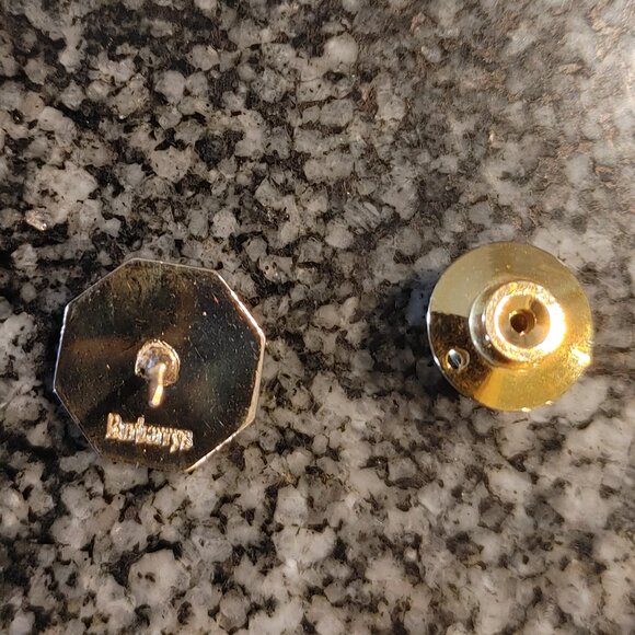 Burberrys Tie Tack - Gold Plated, Red enamel with Burberry Logo - Picture 2 of 16